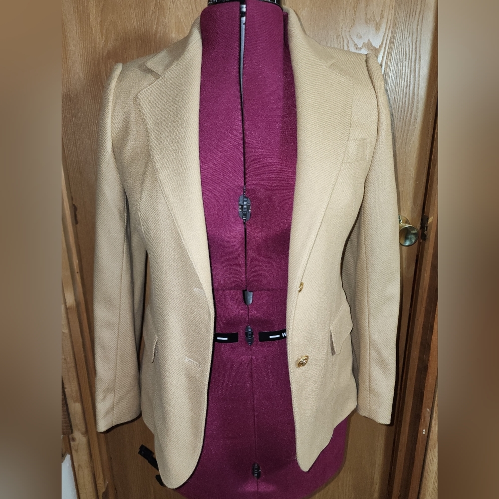 Vintage wool tan Made in Hungary blazer suit jacket 10 Peabody House